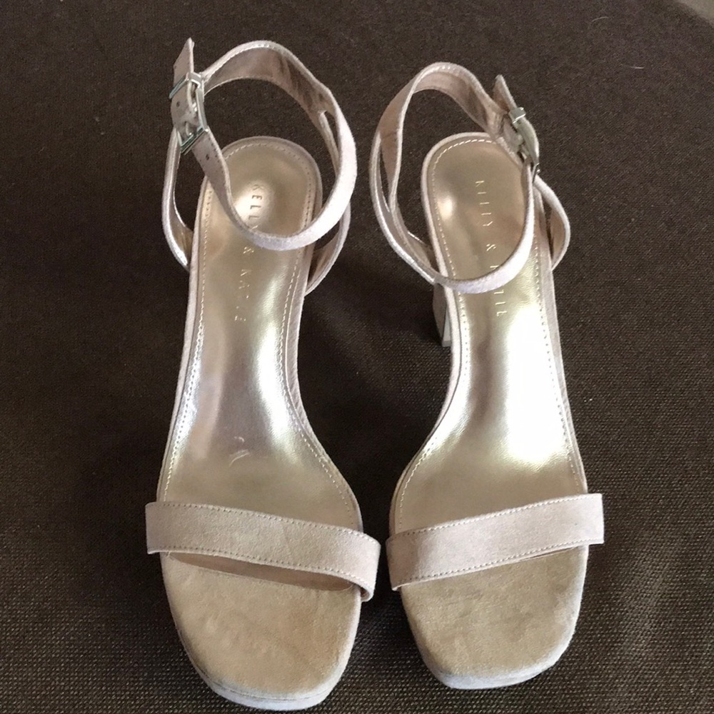Kelly and Kate Sarafine size 9.5 high heel sandals NWOT Ankle strap Fresh look!!